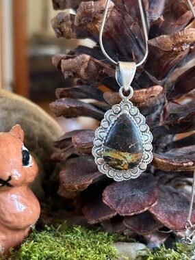 925 Sterling Beautiful blackjack turquoise necklace